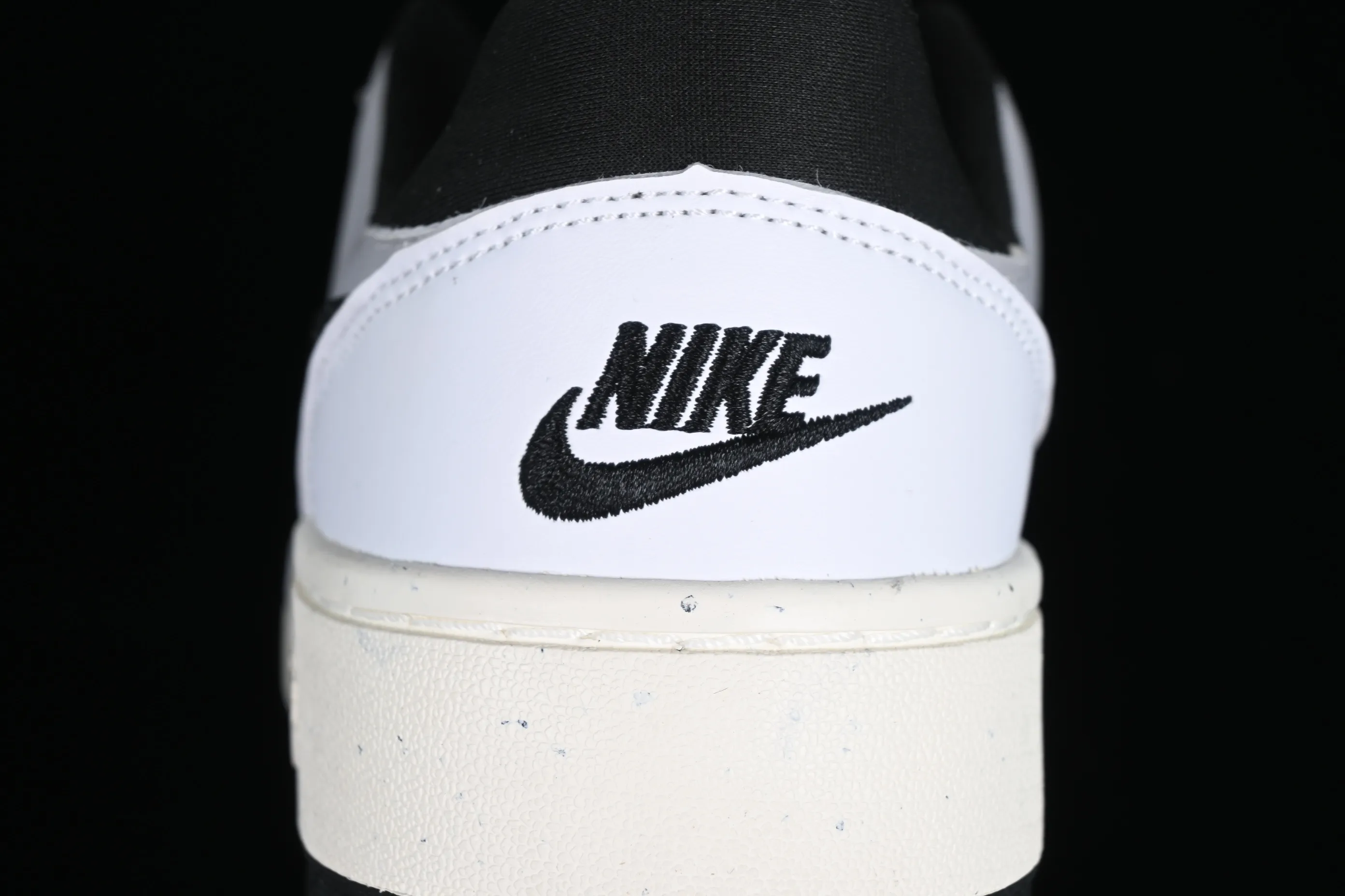 All Categories Nk SB Dunk Series Nk Air Alpha Force 88 Campus Shoes Nk Air Alpha Force 88 "Billie Eilish" Nike Campus Casual Shoes FB1362-101